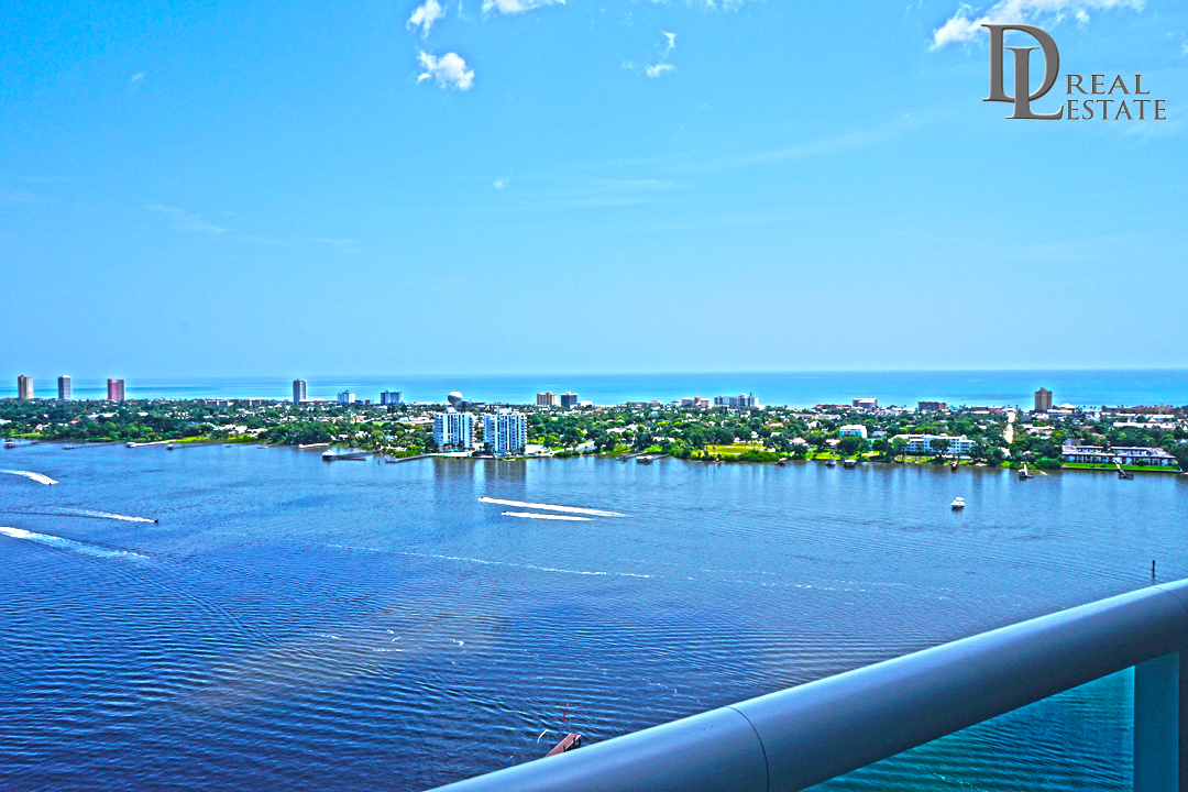 MG On The Halifax Penthouse Condo 2604 Ocean View Riverfront Balcony
